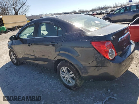 2016 Chevrolet Sonic LT z VIN 1G1JC5SH6G4126869, wystawiony jako Copart lot #49103155 z przebiegiem 199 131 mil mil oraz Szkoda całkowita • Salvage title. Historia ofert i sprzedaży dostępna na DreamBid. Obrazek 2.