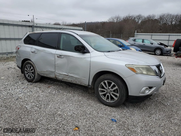 2013 Nissan Pathfinder SL with VIN 5N1AR2MM5DC639641, listed as a Copart auction lot 44991995 with 146,888 mi miles and Salvage Title. Bid and sale history available at carsss.com. Image 4.