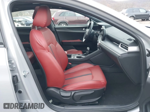 2024 Kia K5 GT-Line z VIN 5XXG64J22RG228095, wystawiony jako IAAI lot #41888510 z przebiegiem 11 927 mil mil oraz . Historia ofert i sprzedaży dostępna na DreamBid. Obrazek 5.