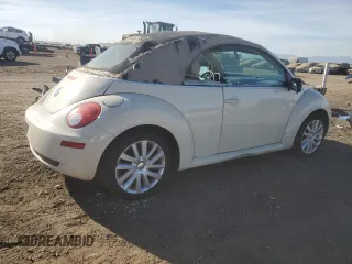 2008 Volkswagen Beetle SE with VIN 3VWRF31Y18M407648, listed as a Copart auction lot 86413934 with 131,242 mi miles and Salvage title. Bid and sale history available at DreamBid. Image 3.