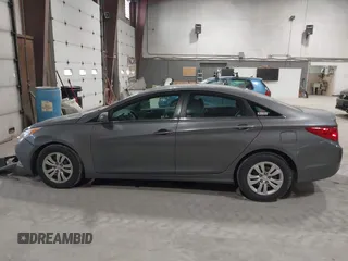 2013 Hyundai Sonata GLS with VIN 5NPEB4AC6DH550506, listed as a IAAI auction lot 41984573 with 153,995 mi miles and . Bid and sale history available at carsss.com. Image 14.