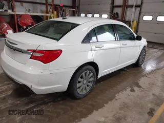 2013 Chrysler 200 Touring with VIN 1C3CCBBB2DN592416, listed as a IAAI auction lot 41732350 with 121,579 mi miles and . Bid and sale history available at carsss.com. Image 4.