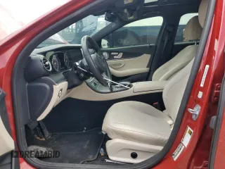 2018 Mercedes-Benz E 300 with VIN WDDZF4JB3JA367148, listed as a Copart auction lot 55642295 with 133,163 mi miles and Clean Title. Bid and sale history available at DreamBid. Image 7.