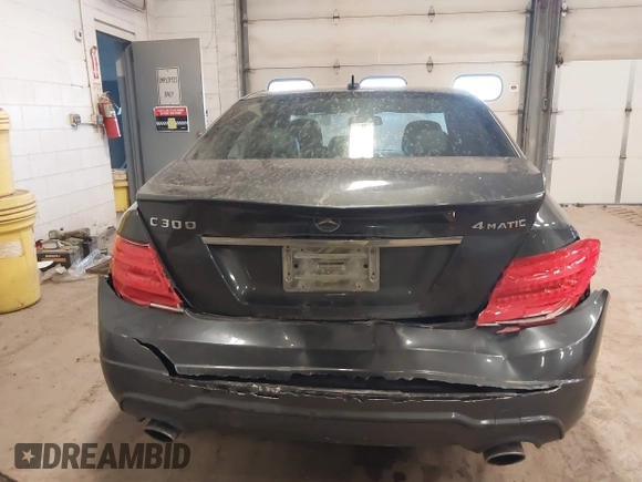 2013 Mercedes-Benz C 300 Sport with VIN WDDGF8AB8DR279197, listed as a IAAI auction lot 41735402 with 205,746 mi miles and . Bid and sale history available at carsss.com. Image 16.