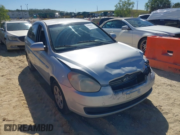 2008 Hyundai Accent GLS with VIN KMHCN46CX8U214890, listed as a IAAI auction lot 41843006 with 179,550 mi miles. Bid and sale history available at carsss.com. Image 1.