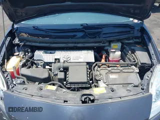 2015 Toyota Prius Four with VIN JTDKN3DUXF0401038, listed as a IAAI auction lot 42461797 with 142,302 mi miles and . Bid and sale history available at DreamBid. Image 10.