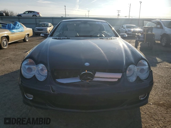2007 Mercedes-Benz SL 550 z VIN WDBSK71FX7F134907, wystawiony jako Copart lot #51100175 z przebiegiem 133 355 mil mil oraz Szkoda całkowita • Salvage title. Historia ofert i sprzedaży dostępna na DreamBid. Obrazek 5.