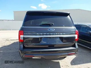 2024 Ford Expedition XLT with VIN 1FMJU1J82REA54818, listed as a IAAI auction lot 42785765 with 33,983 mi miles and . Bid and sale history available at DreamBid. Image 16.