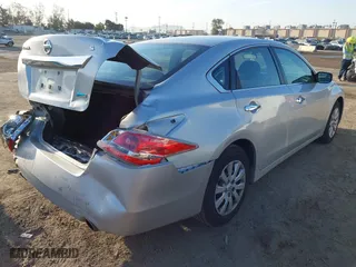 2013 Nissan Altima 2.5 SL with VIN 1N4AL3APXDN493984, listed as a IAAI auction lot 41979824 with 139,343 mi miles. Bid and sale history available at carsss.com. Image 4.