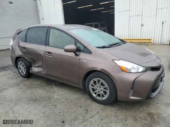2017 Toyota Prius v Two with VIN JTDZN3EU5HJ066071, listed as a Copart auction lot 45125085 with 62,204 mi miles and Salvage Title. Bid and sale history available at carsss.com. Image 4.