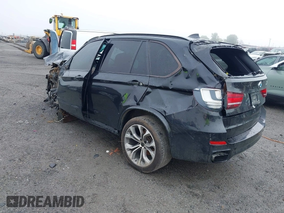 2015 BMW X5 xDrive50i z VIN 5UXKR6C56F0J78575, wystawiony jako IAAI lot #41933018 z przebiegiem Nie podano mil oraz . Historia ofert i sprzedaży dostępna na DreamBid. Obrazek 3.