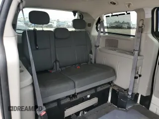 2010 Chrysler Town & Country Touring with VIN 2A4RR5D14AR129955, listed as a Copart auction lot 54684045 with 113,086 mi miles and Salvage Title. Bid and sale history available at DreamBid. Image 11.