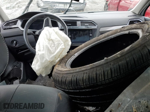 2022 Volkswagen Tiguan SE z VIN 3VV3B7AX0NM041925, wystawiony jako Copart lot #58415615 z przebiegiem 55 595 mil mil oraz Szkoda całkowita • Salvage title. Historia ofert i sprzedaży dostępna na DreamBid. Obrazek 8.