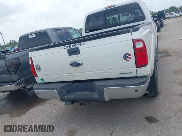 2015 Ford F-250 Lariat z VIN 1FT7W2B65FED52108, wystawiony jako IAAI lot #41940424 z przebiegiem 257 569 mil mil oraz . Historia ofert i sprzedaży dostępna na DreamBid. Obrazek 16.