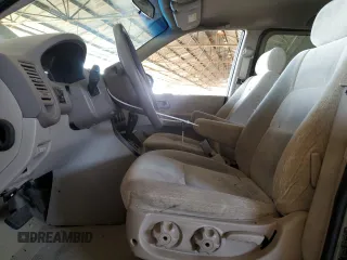 2005 Kia Sedona LX with VIN KNDUP132356757589, listed as a Copart auction lot 51958775 with 71,564 mi miles and Salvage Title. Bid and sale history available at carsss.com. Image 7.