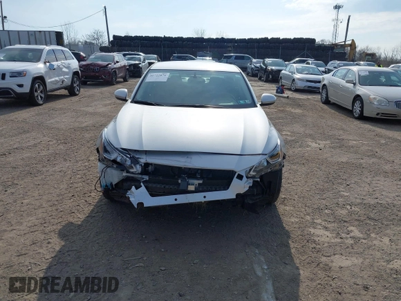 2019 Nissan Altima 2.5 S with VIN 1N4BL4BW0KC142252, listed as a IAAI auction lot 41722876 with 28,677 mi miles. Bid and sale history available at carsss.com. Image 12.