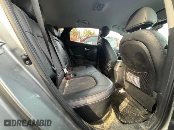 2017 Dodge Journey SXT z VIN 3C4PDDBG5HT578436, wystawiony jako Copart lot #49519165 z przebiegiem 70 111 mil mil oraz Czysty tytuł • Clean title. Historia ofert i sprzedaży dostępna na DreamBid. Obrazek 6.