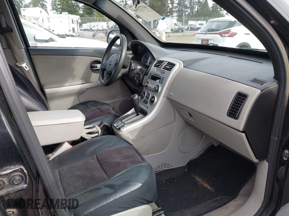 2005 Chevrolet Equinox LS with VIN 2CNDL13F456184822, listed as a IAAI auction lot 41773966 with 175,920 mi miles. Bid and sale history available at carsss.com. Image 5.