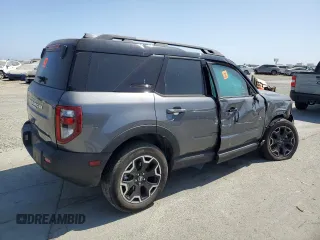 2025 Ford Bronco Sport Outer Banks with VIN 3FMCR9CN6SRE50121, listed as a Copart auction lot 61175625 with 2,321 mi miles and Salvage title. Bid and sale history available at DreamBid. Image 3.