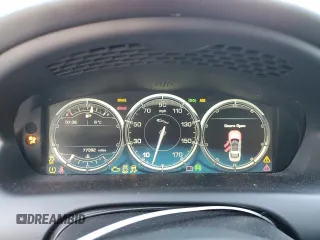 2015 Jaguar XJ Portfolio z VIN SAJWJ2GD9F8V81151, wystawiony jako Copart lot #45724765 z przebiegiem 77 392 mil mil oraz Szkoda całkowita • Salvage title. Historia ofert i sprzedaży dostępna na DreamBid. Obrazek 9.
