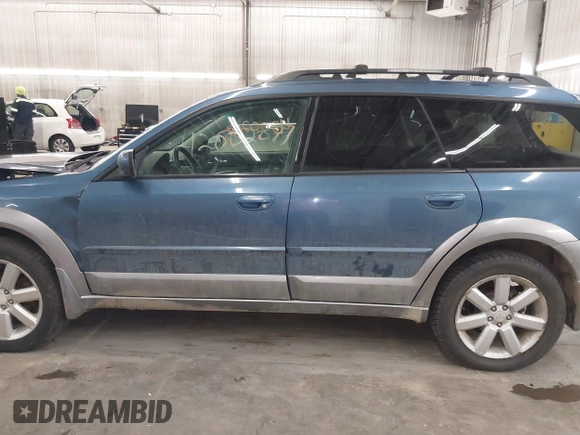 2009 Subaru Outback Limited with VIN 4S4BP66C497335948, listed as a IAAI auction lot 42002077 with 216,283 mi miles and . Bid and sale history available at DreamBid. Image 15.