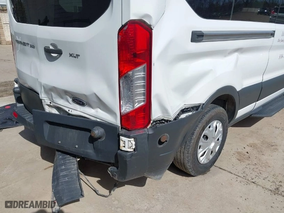 2018 Ford Transit Passenger Wagon XL with VIN 1FBAX2CM3JKB40189, listed as a IAAI auction lot 41859048 with NaN miles. Bid and sale history available at carsss.com. Image 6.