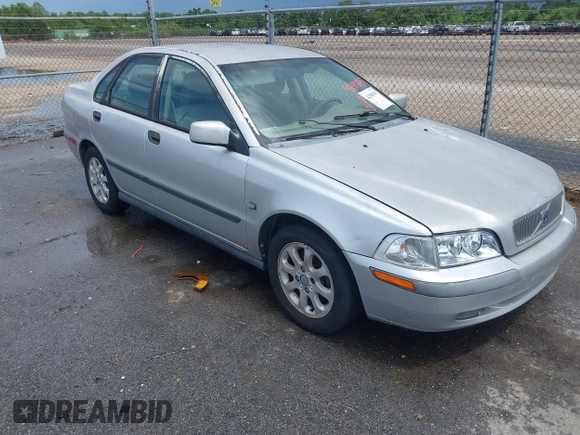 2002 Volvo S40 с VIN YV1VS295X2F817447, выставлен на аукционе IAAI как лот 42382547 с пробегом 206 718 миль миль и . История ставок и продаж доступна на DreamBid. Изображение 1.