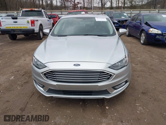2017 Ford Fusion SE z VIN 3FA6P0H78HR174956, wystawiony jako IAAI lot #41258610 z przebiegiem 70 180 mil mil oraz . Historia ofert i sprzedaży dostępna na DreamBid. Obrazek 12.