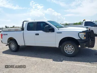 2015 Ford F-150 XLT с VIN 1FTFX1EF9FKD84687, выставлен на аукционе IAAI как лот 42482386 с пробегом 299 523 миль миль и . История ставок и продаж доступна на DreamBid. Изображение 13.
