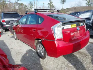 2010 Toyota Prius II with VIN JTDKN3DU2A0113801, listed as a IAAI auction lot 41377262 with 175,402 mi miles. Bid and sale history available at carsss.com. Image 3.
