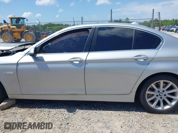 2014 BMW 5 Series 535i z VIN WBA5B1C58ED481996, wystawiony jako IAAI lot #42260808 z przebiegiem 112 539 mil mil oraz . Historia ofert i sprzedaży dostępna na DreamBid. Obrazek 15.