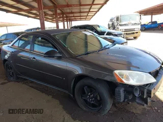 2007 Pontiac G6 G6 z VIN 1G2ZG58B474160346, wystawiony jako IAAI lot #42013254 z przebiegiem 62 442 mil mil oraz . Historia ofert i sprzedaży dostępna na DreamBid. Obrazek 1.