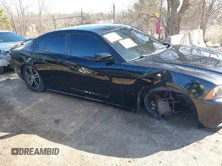 2013 Dodge Charger RT with VIN 2C3CDXDT5DH635185, listed as a IAAI auction lot 41882343 with 89,195 mi miles. Bid and sale history available at carsss.com. Image 13.