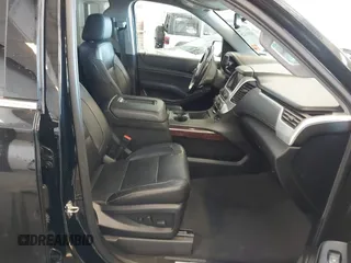 2020 GMC Yukon SLT with VIN 1GKS2BKC6LR232354, listed as a IAAI auction lot 41313325 with 107,960 mi miles. Bid and sale history available at carsss.com. Image 5.