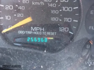 2001 Oldsmobile Bravada with VIN 1GHDT13W512107415, listed as a IAAI auction lot 41678324 with 256,968 mi miles. Bid and sale history available at carsss.com. Image 7.
