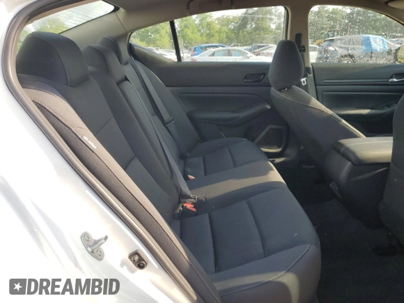 2025 Nissan Altima SV with VIN 1N4BL4DV3SN372053, listed as a Copart auction lot 53727645 with 2,244 mi miles and Clean Title. Bid and sale history available at DreamBid. Image 10.