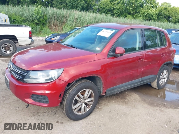 2012 Volkswagen Tiguan SE with VIN WVGAV7AX6CW090956, listed as a IAAI auction lot 42716526 with 227,665 mi miles and . Bid and sale history available at DreamBid. Image 12.