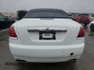 2019 Rolls-Royce Dawn z VIN SCA666D53KU118094, wystawiony jako Copart lot #81755734 z przebiegiem 10 378 mil mil oraz Szkody całkowita. Historia ofert i sprzedaży dostępna na DreamBid. Obrazek 6.