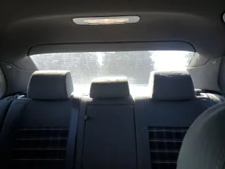2008 Volkswagen Jetta GLI z VIN 3VWDJ71KX8M006725, wystawiony jako Copart lot #58665965 z przebiegiem 182 427 mil mil oraz Tytuł czysty. Historia ofert i sprzedaży dostępna na DreamBid. Obrazek 10.