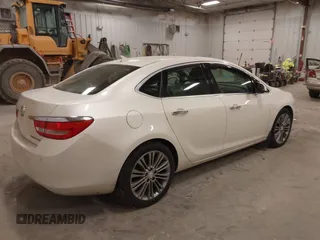 2012 Buick Verano Group z VIN 1G4PS5SK4C4133731, wystawiony jako IAAI lot #41986313 z przebiegiem 135 685 mil mil oraz . Historia ofert i sprzedaży dostępna na DreamBid. Obrazek 4.