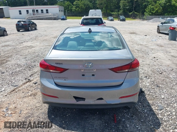 2017 Hyundai Elantra SE z VIN 5NPD74LF6HH083369, wystawiony jako IAAI lot #42446226 z przebiegiem 168 846 mil mil oraz . Historia ofert i sprzedaży dostępna na DreamBid. Obrazek 16.