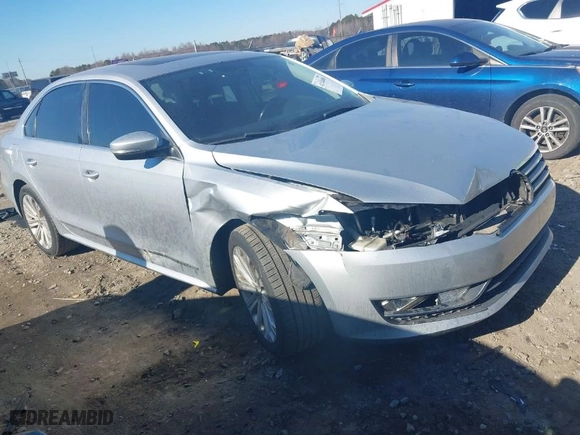 2015 Volkswagen Passat 1.8T SE w/Sunroof & Nav with VIN 1VWBT7A37FC010319, listed as a IAAI auction lot 41340499 with 189,602 mi miles. Bid and sale history available at carsss.com. Image 1.