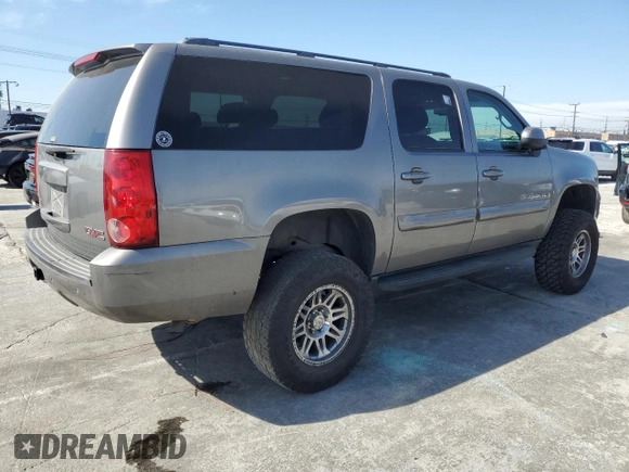 2008 GMC Yukon XL SLT with VIN 1GKFC16088R203521, listed as a Copart auction lot 45538025 with 136,944 mi miles and Salvage Title. Bid and sale history available at carsss.com. Image 3.
