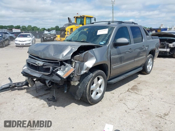 2008 Chevrolet Avalanche LS z VIN 3GNEC12J48G173429, wystawiony jako IAAI lot #42212433 z przebiegiem 151 817 mil mil oraz . Historia ofert i sprzedaży dostępna na DreamBid. Obrazek 17.