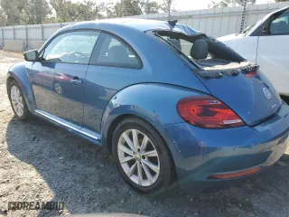 2018 Volkswagen Beetle S with VIN 3VWFD7AT4JM700857, listed as a Copart auction lot 76125604 with 75,560 mi miles and Salvage Title. Bid and sale history available at carsss.com. Image 2.