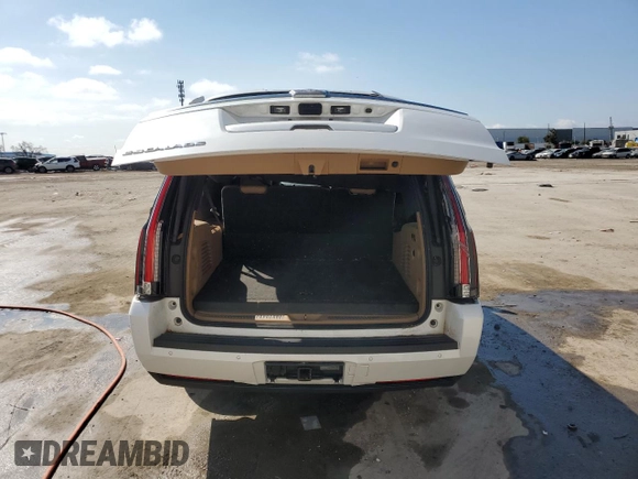 2019 Cadillac Escalade ESV Platinum z VIN 1GYS4KKJ5KR184374, wystawiony jako Copart lot #44376095 z przebiegiem 81 682 mil mil oraz Nie do naprawy • Non repairable. Historia ofert i sprzedaży dostępna na DreamBid. Obrazek 6.