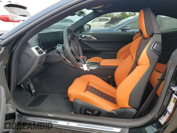 2025 BMW M4 Competition with VIN WBS23HK04SCS92239, listed as a Copart auction lot 73682974 with 613 mi miles and Salvage Title. Bid and sale history available at carsss.com. Image 7.