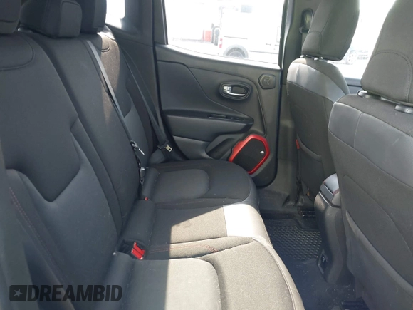 2016 Jeep Renegade Trailhawk z VIN ZACCJBCT8GPC66771, wystawiony jako IAAI lot #42666893 z przebiegiem 69 989 mil mil oraz . Historia ofert i sprzedaży dostępna na DreamBid. Obrazek 8.