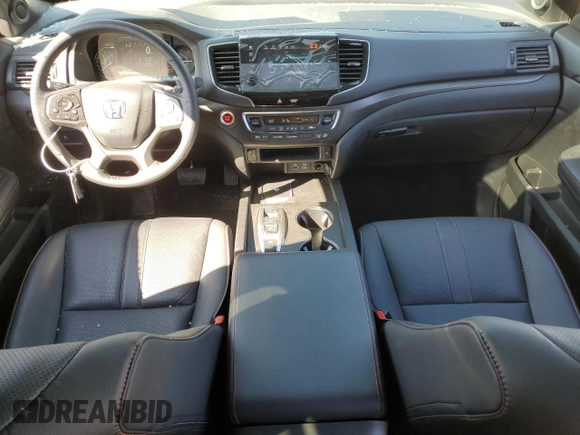 2024 Honda Passport TrailSport z VIN 5FNYF8H67RB010869, wystawiony jako Copart lot #50761425 z przebiegiem 5 720 mil mil oraz Szkoda całkowita • Salvage title. Historia ofert i sprzedaży dostępna na DreamBid. Obrazek 8.
