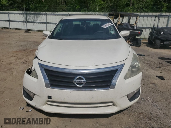 2014 Nissan Altima 2.5 with VIN 1N4AL3AP2EC425563, listed as a Copart auction lot 52542865 with 259,156 mi miles and Salvage Title. Bid and sale history available at carsss.com. Image 5.